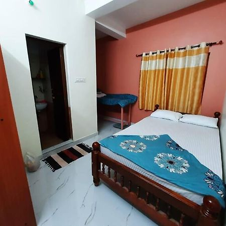 Getz Cottage - Valparai Luaran gambar